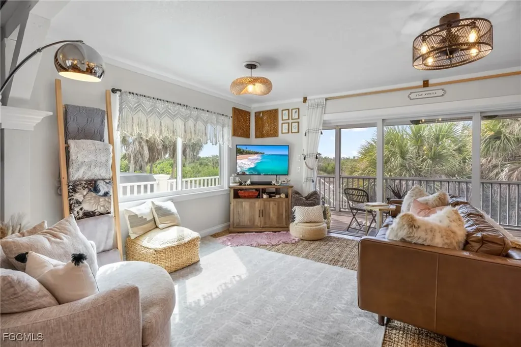 9247 Dimmick Drive Sanibel FL 33957