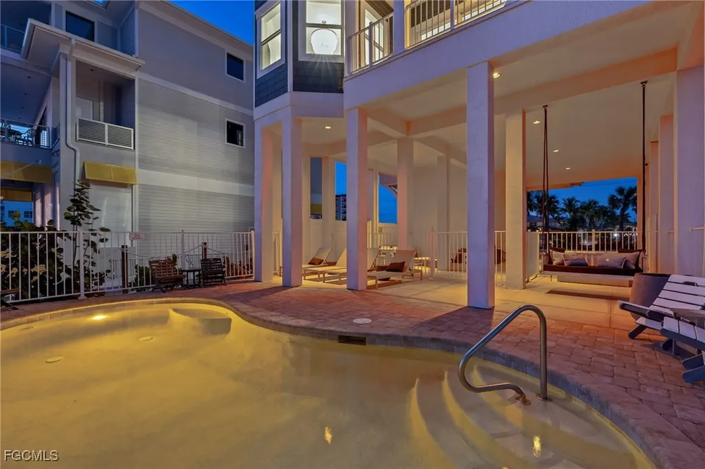 70 Avenue E Fort Myers Beach FL 33931