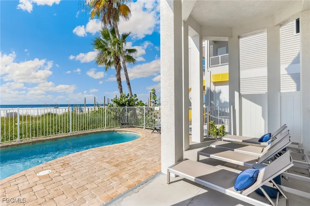 70 Avenue E Fort Myers Beach FL 33931
