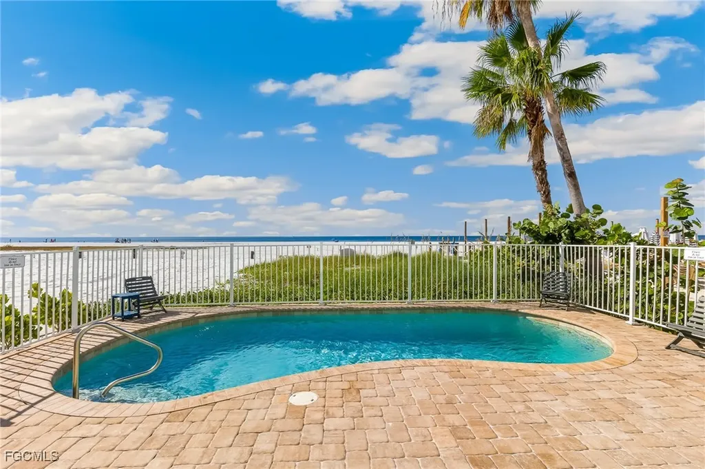 70 Avenue E Fort Myers Beach FL 33931