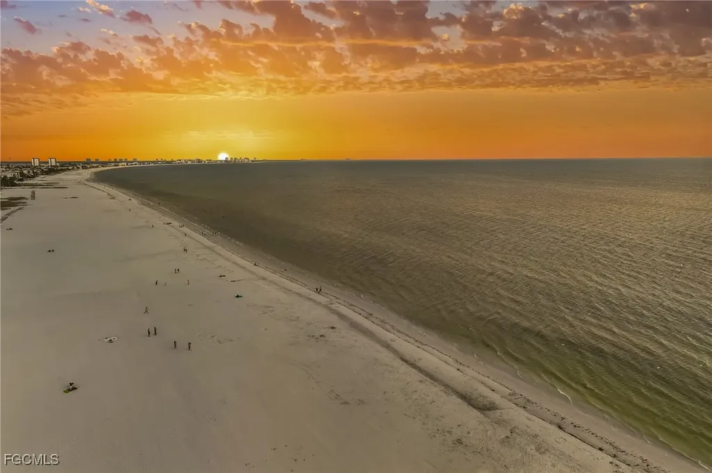70 Avenue E Fort Myers Beach FL 33931