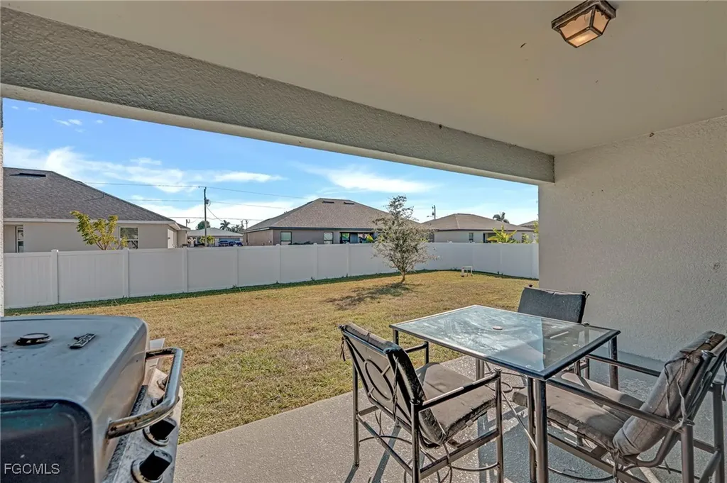 2730 NW 6th Street Cape Coral FL 33993