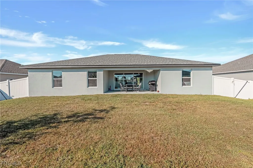 2730 NW 6th Street Cape Coral FL 33993