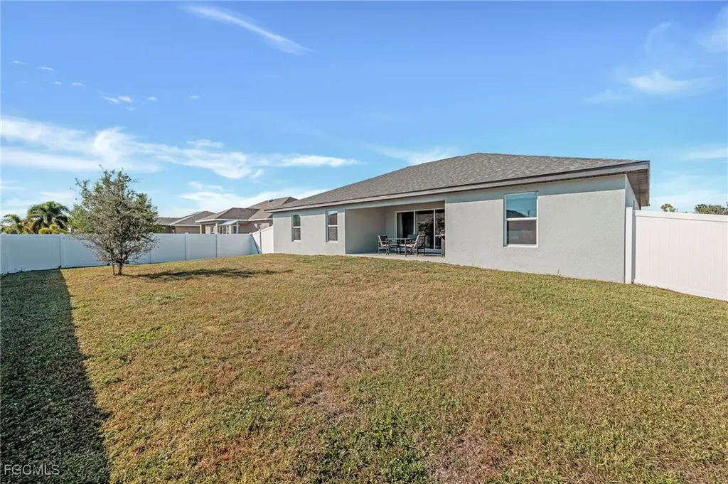 2730 NW 6th Street Cape Coral FL 33993