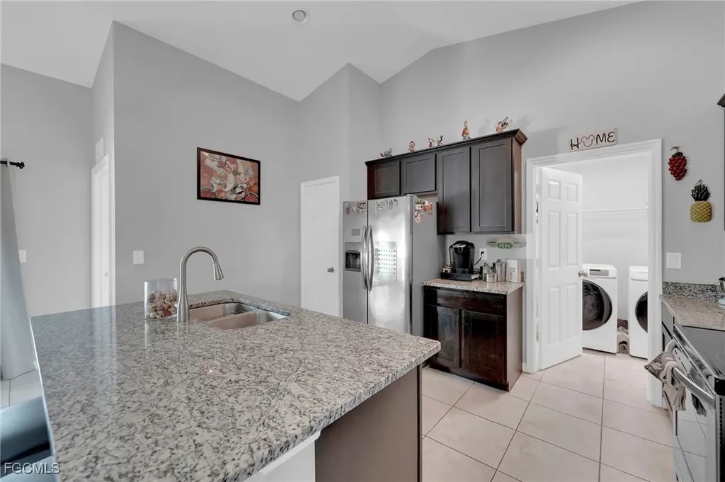 2730 NW 6th Street Cape Coral FL 33993