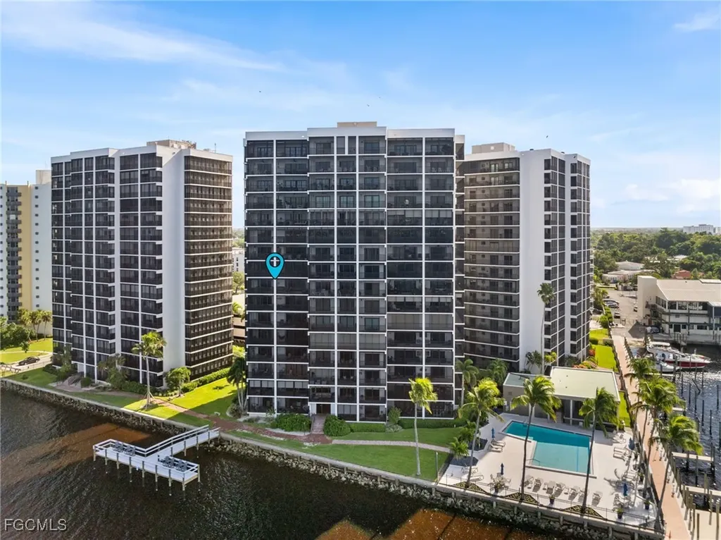 1910 Virginia Avenue Fort Myers FL 33901