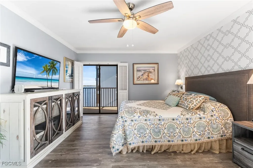 1910 Virginia Avenue Fort Myers FL 33901