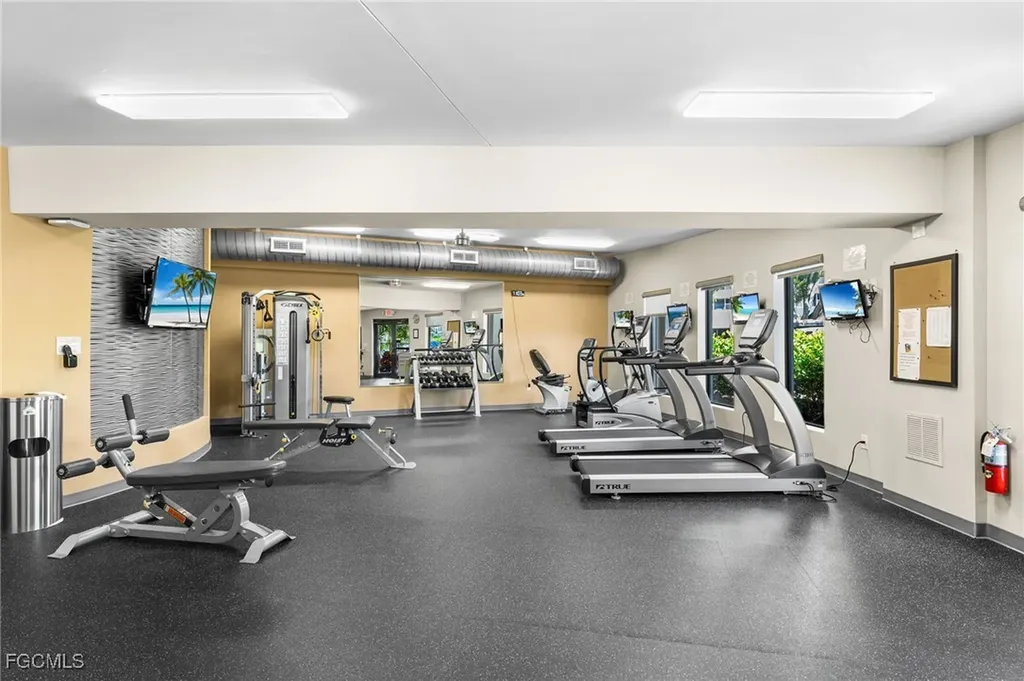 1910 Virginia Avenue Fort Myers FL 33901