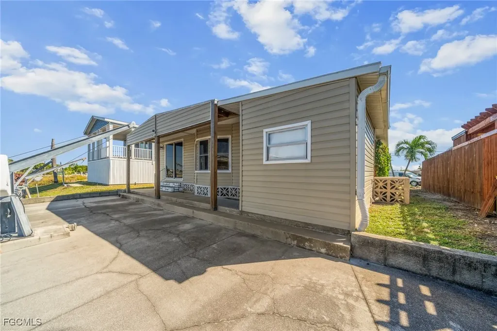 2971 York Road St. James City FL 33956