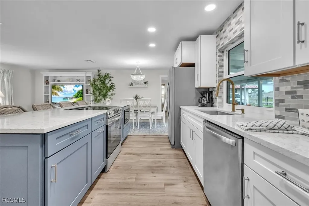 1113 SE 17th Street Cape Coral FL 33990