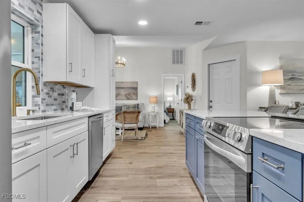 1113 SE 17th Street Cape Coral FL 33990