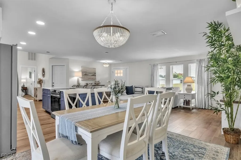 1113 SE 17th Street Cape Coral FL 33990