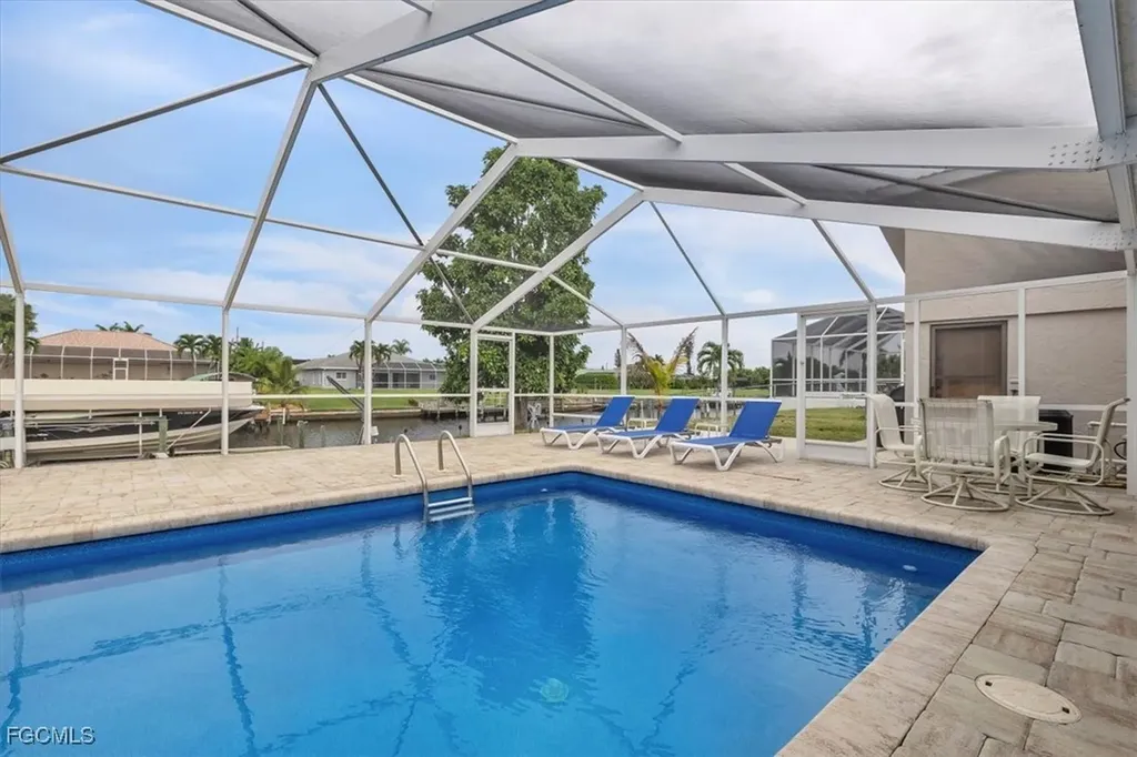 1113 SE 17th Street Cape Coral FL 33990