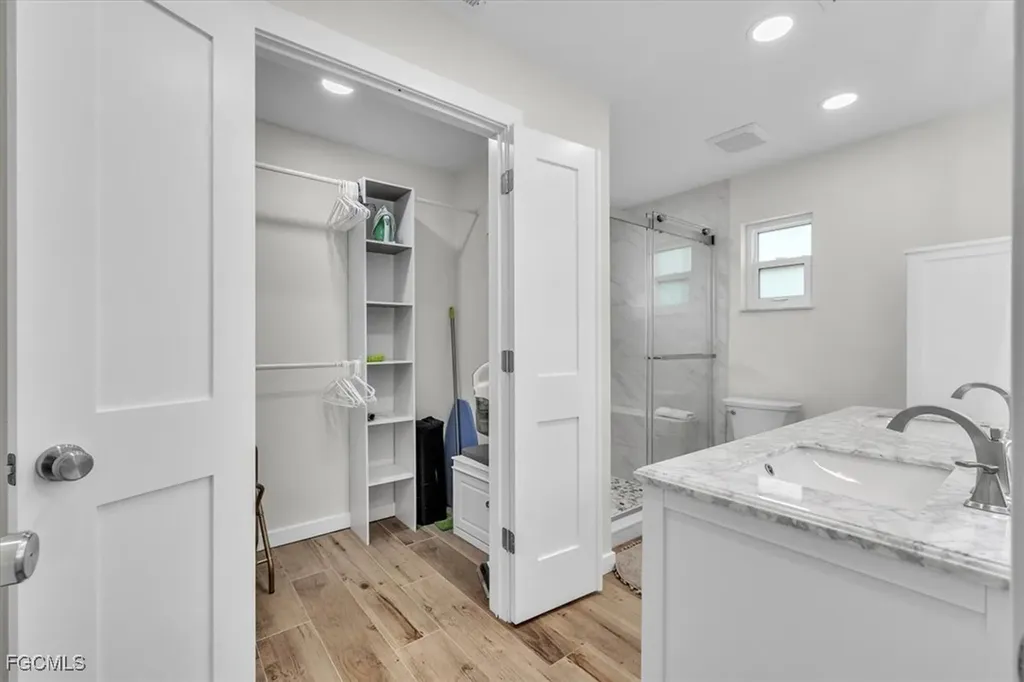 1113 SE 17th Street Cape Coral FL 33990