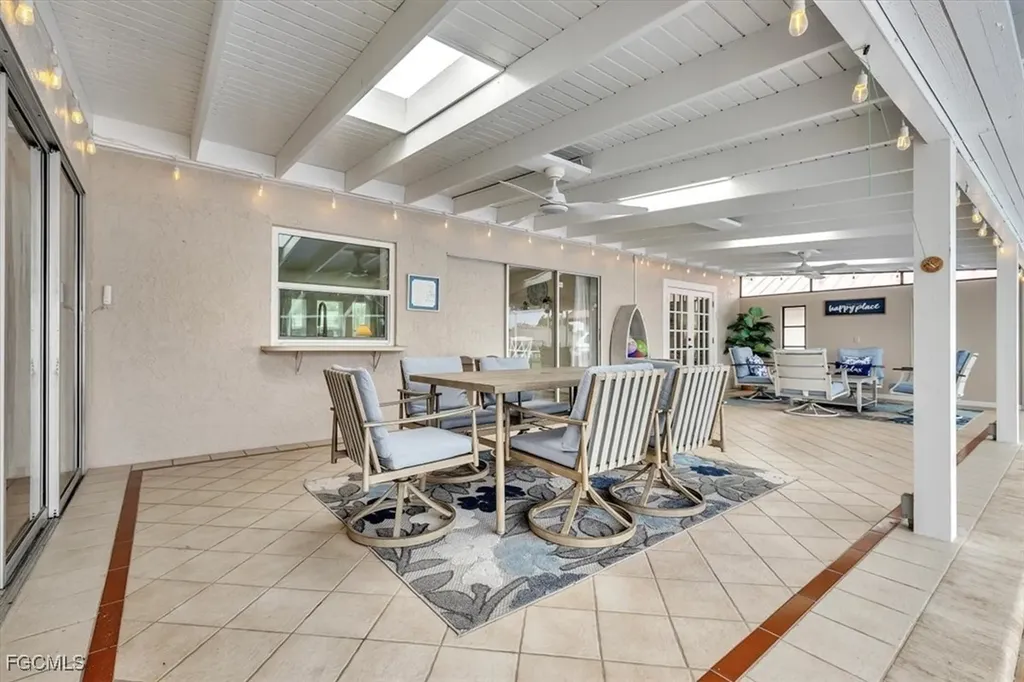 1113 SE 17th Street Cape Coral FL 33990