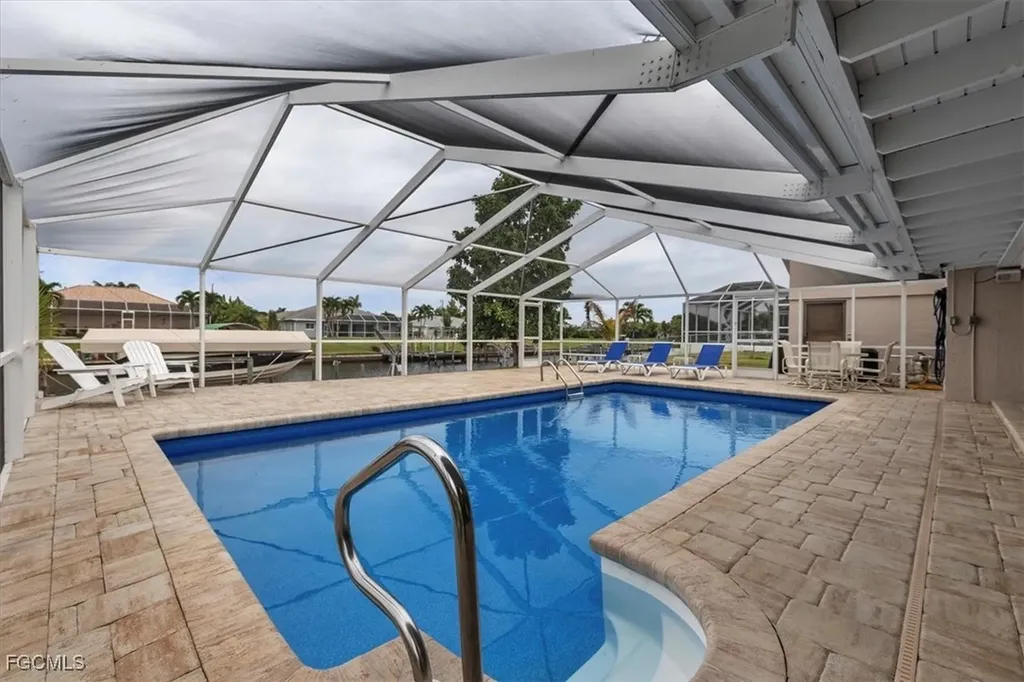 1113 SE 17th Street Cape Coral FL 33990