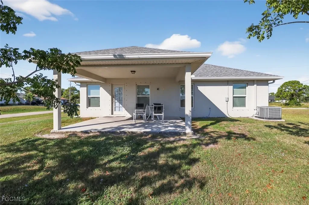 4301 NW 36th Place Cape Coral FL 33993