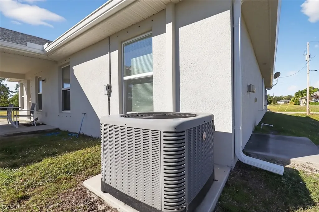 4301 NW 36th Place Cape Coral FL 33993
