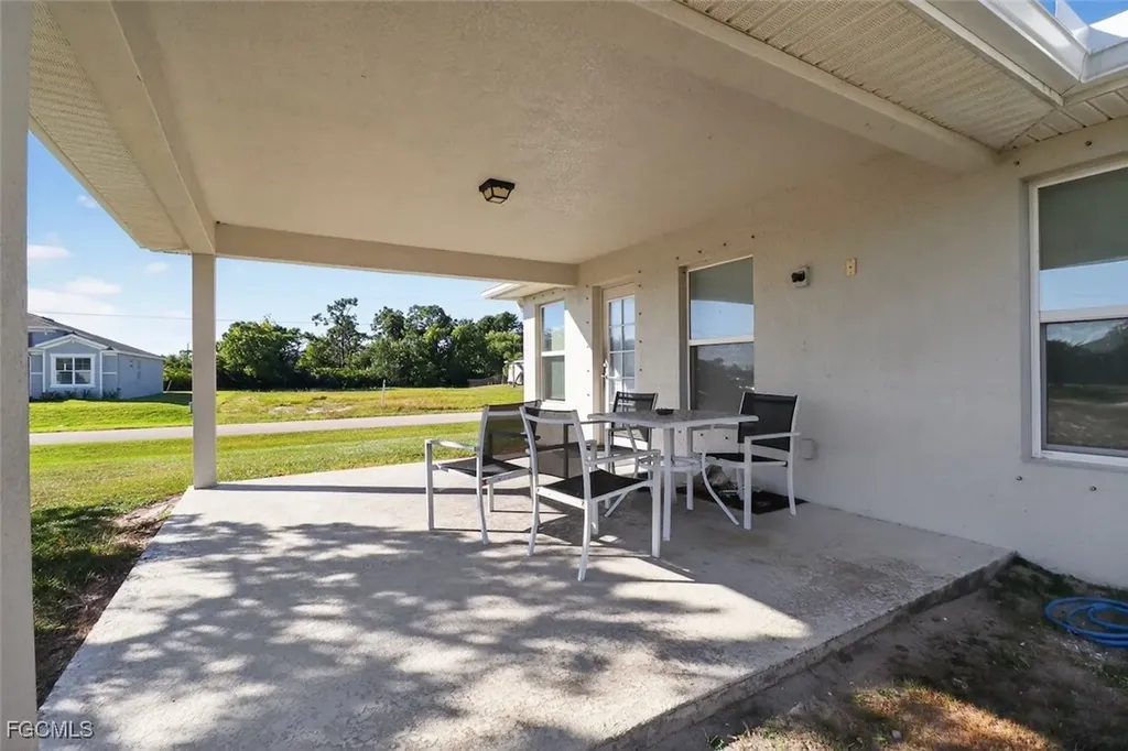 4301 NW 36th Place Cape Coral FL 33993