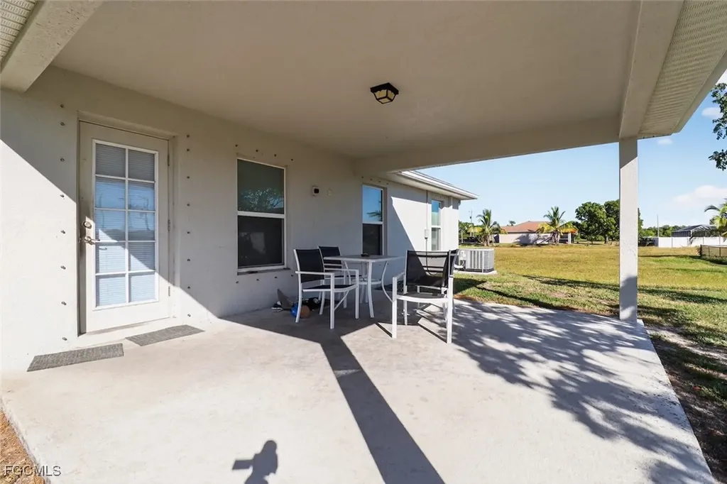 4301 NW 36th Place Cape Coral FL 33993