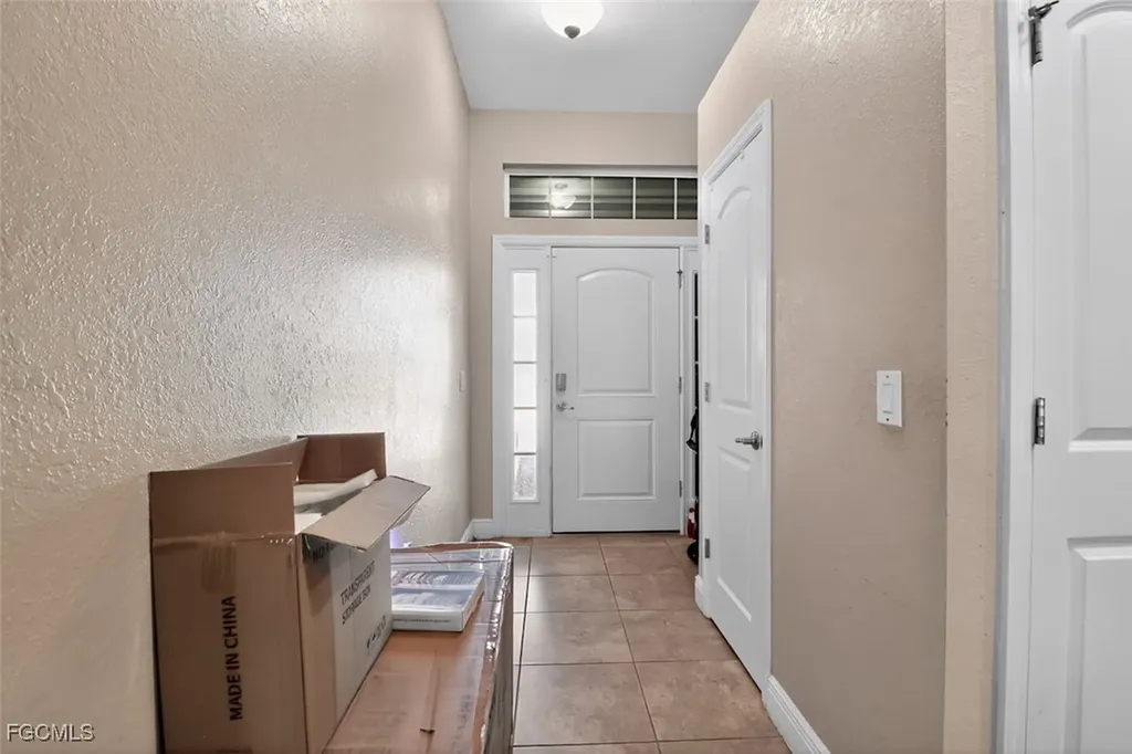 4301 NW 36th Place Cape Coral FL 33993