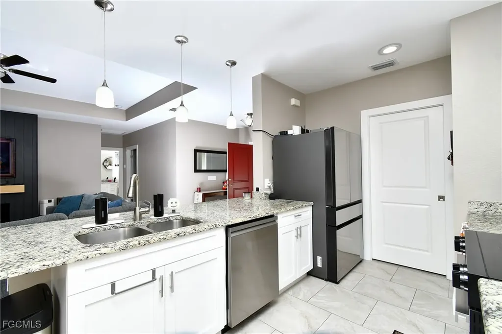 828 Downer Avenue S Lehigh Acres FL 33974