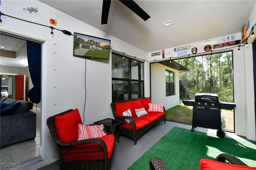 828 Downer Avenue S Lehigh Acres FL 33974