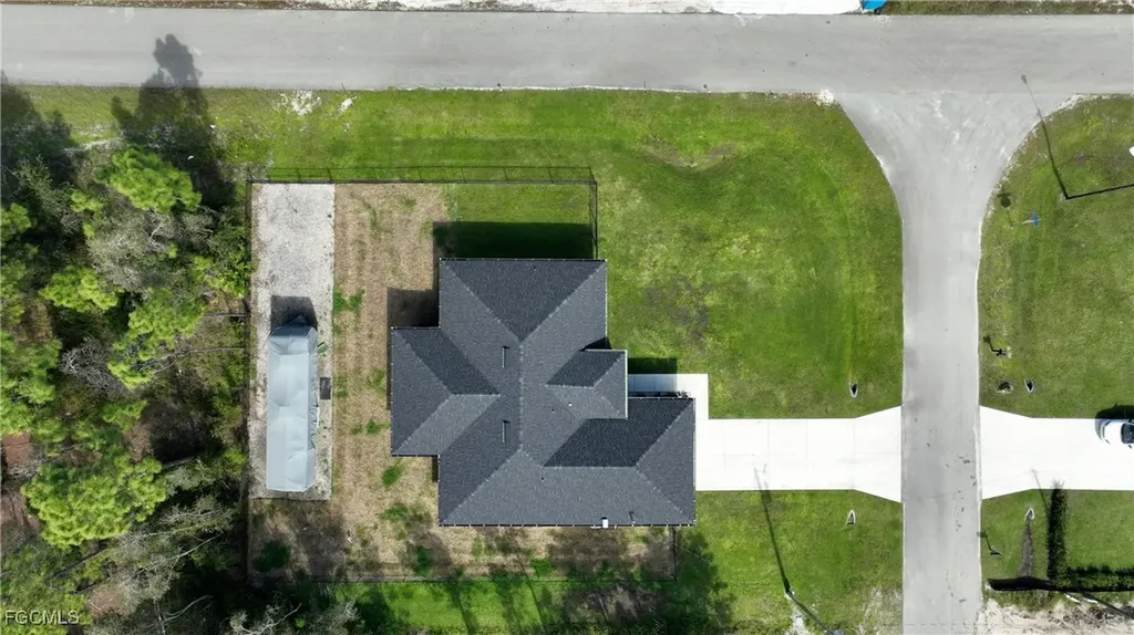828 Downer Avenue S Lehigh Acres FL 33974