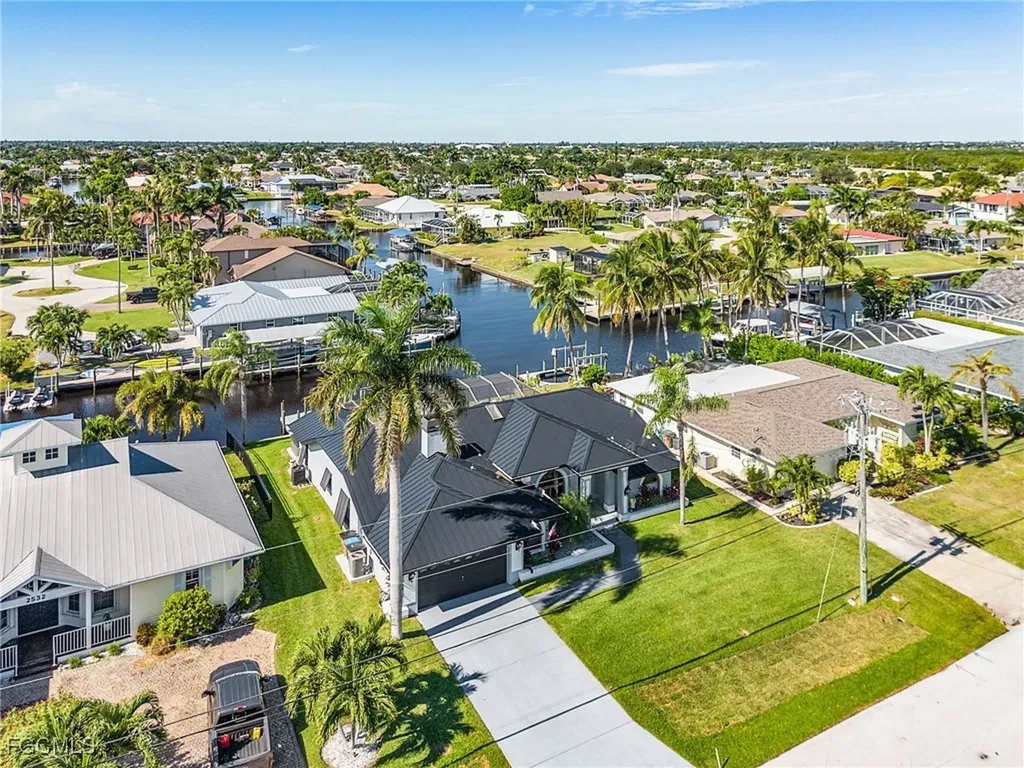 2528 SE 25th Avenue Cape Coral FL 33904