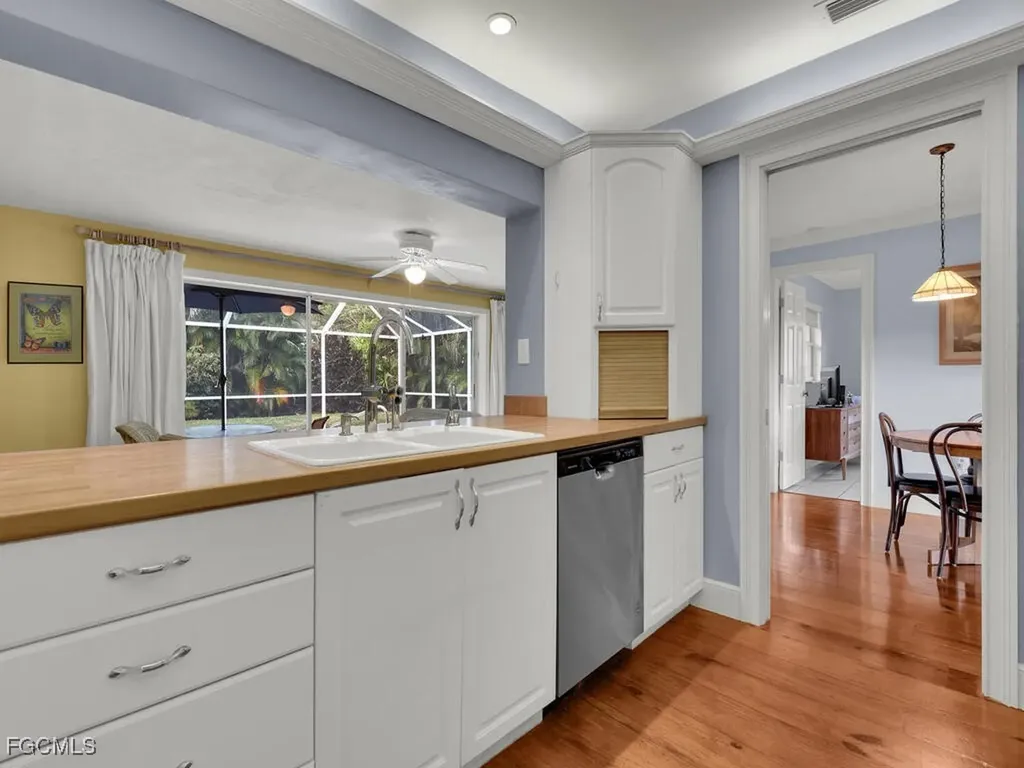 5324 Chippendale Circle E Fort Myers FL 33919