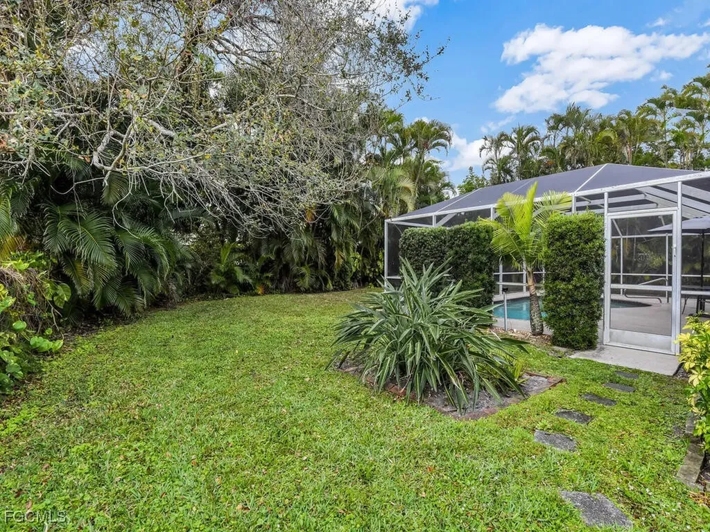 5324 Chippendale Circle E Fort Myers FL 33919