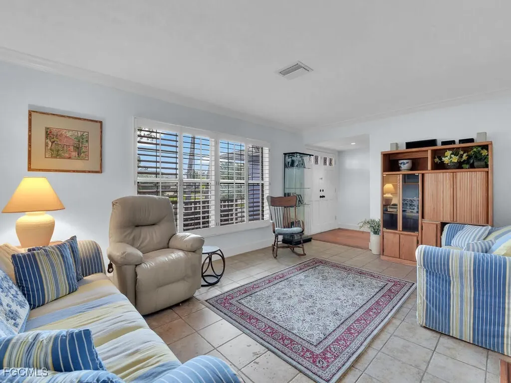 5324 Chippendale Circle E Fort Myers FL 33919