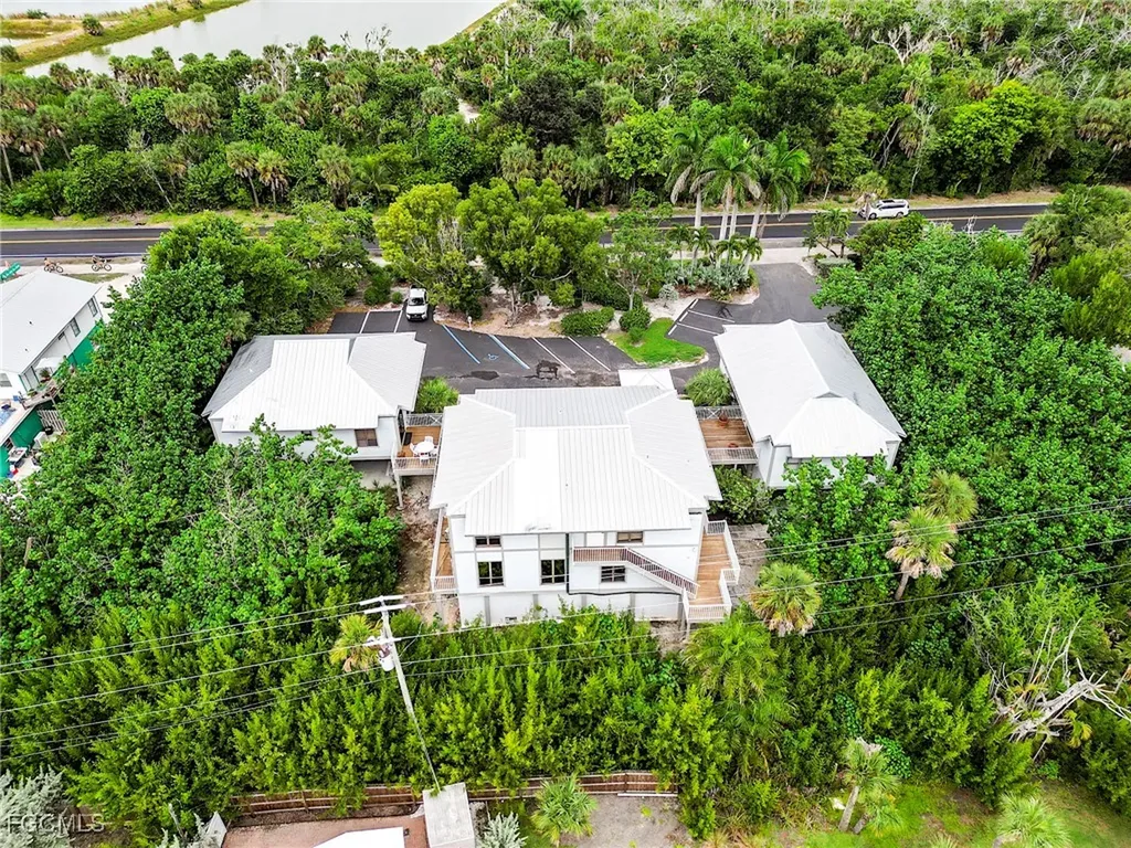 1149 Periwinkle Way Sanibel FL 33957