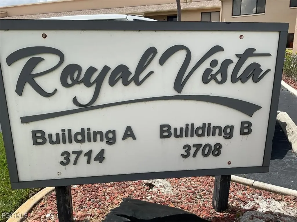 3708 SE 12th Avenue Cape Coral FL 33904