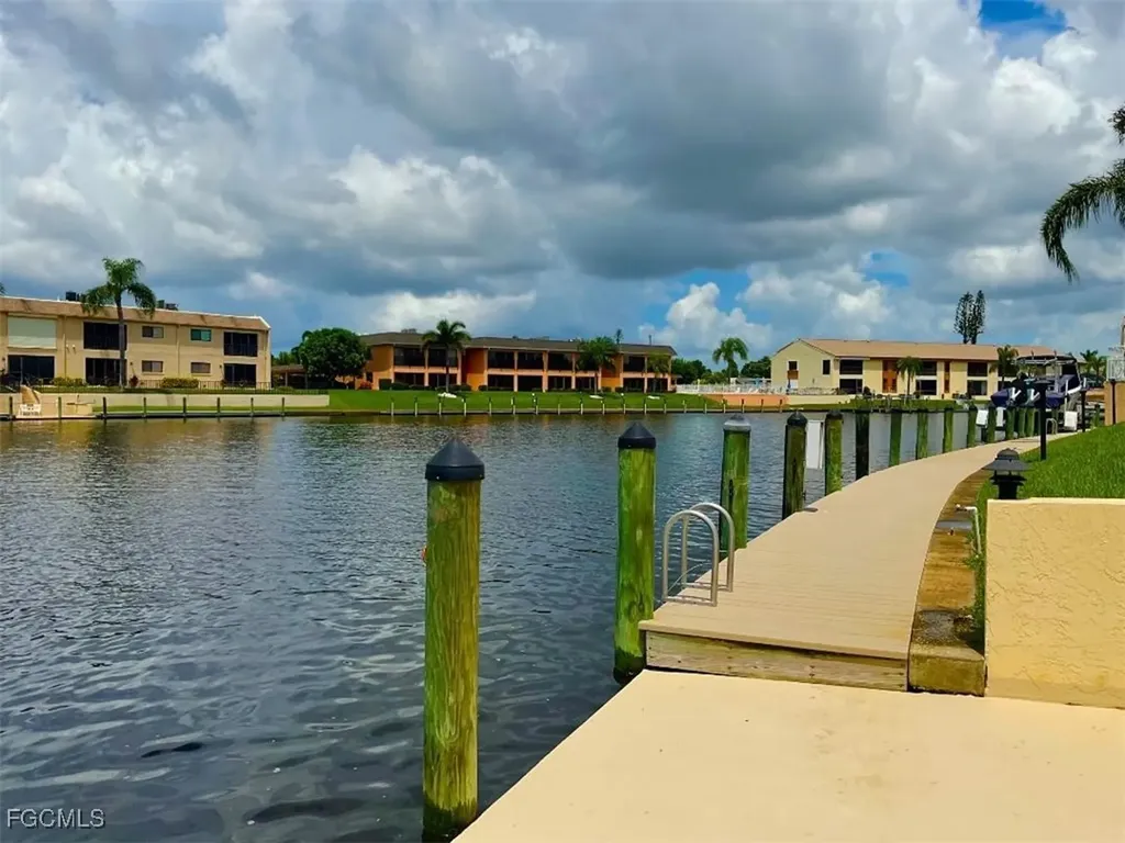 3708 SE 12th Avenue Cape Coral FL 33904