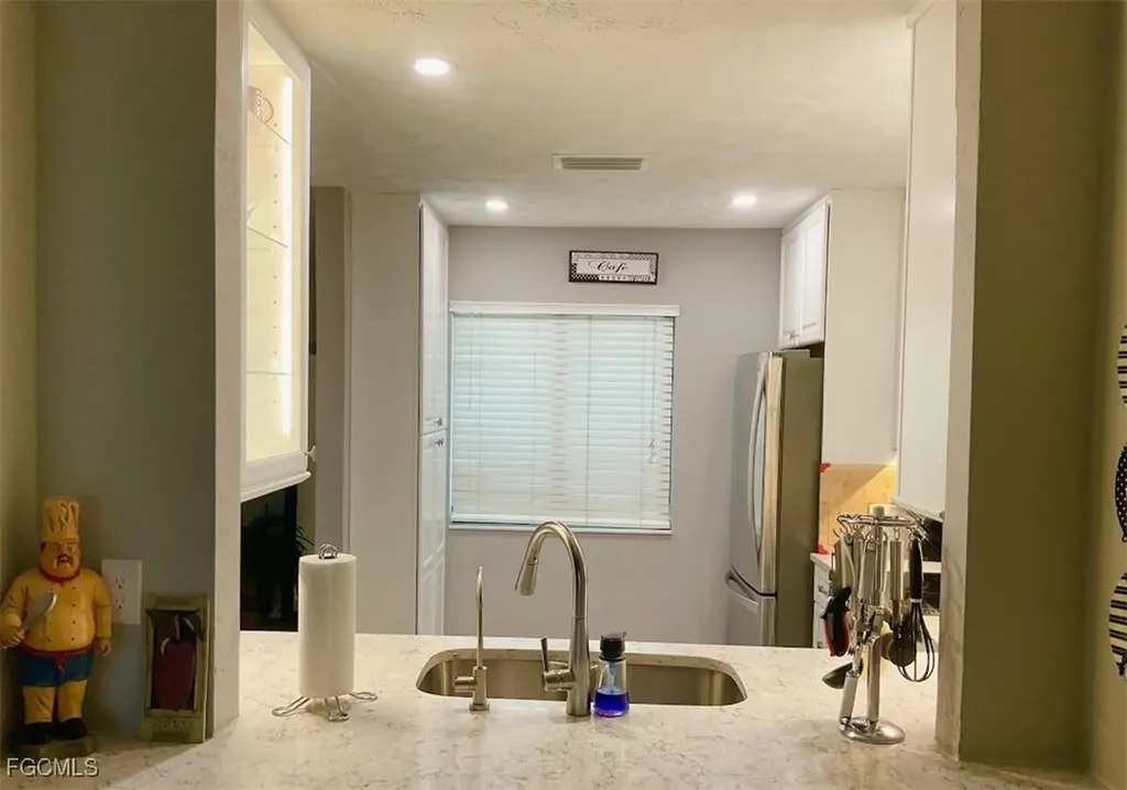 3708 SE 12th Avenue Cape Coral FL 33904