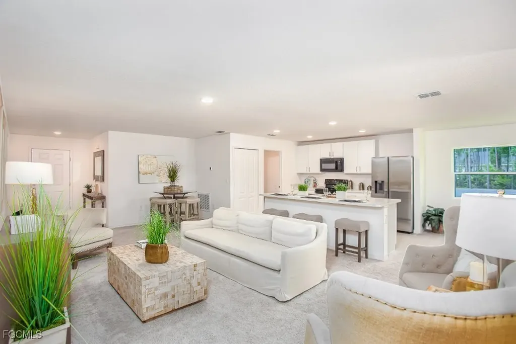 341 SW 29th Avenue Cape Coral FL 33991