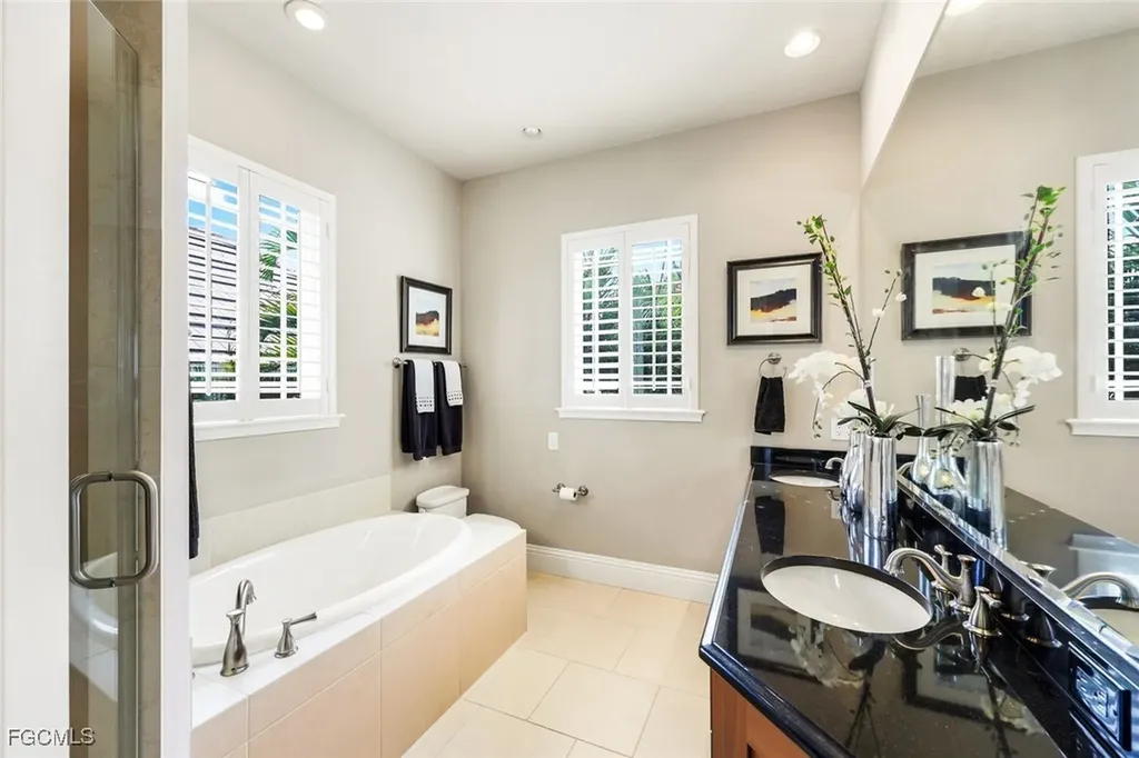 5502 Harbour Preserve Circle Cape Coral FL 33914