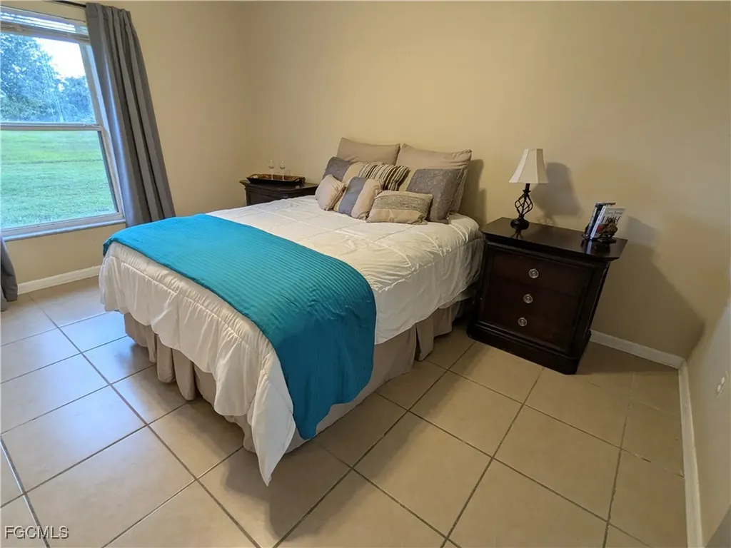 4005 NE 17th Avenue Cape Coral FL 33909