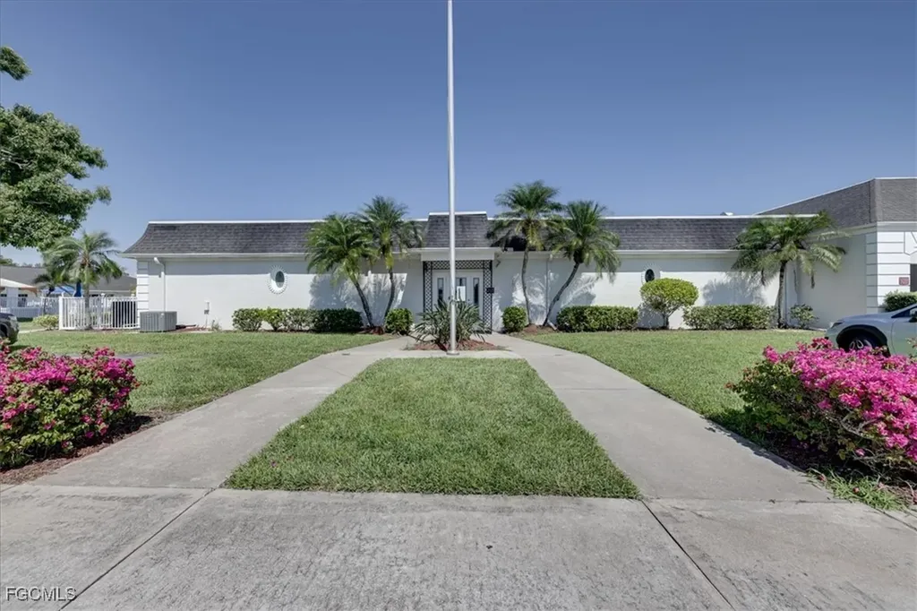 1230 Arcola Drive Fort Myers FL 33919