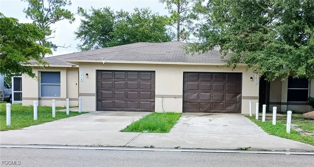 1216-1218 W 12th Street Lehigh Acres FL 33972