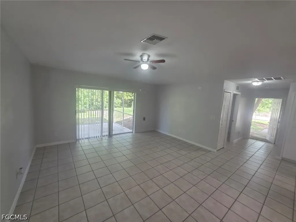 1216-1218 W 12th Street Lehigh Acres FL 33972