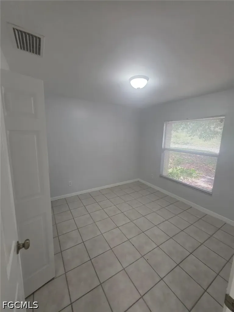 1216-1218 W 12th Street Lehigh Acres FL 33972