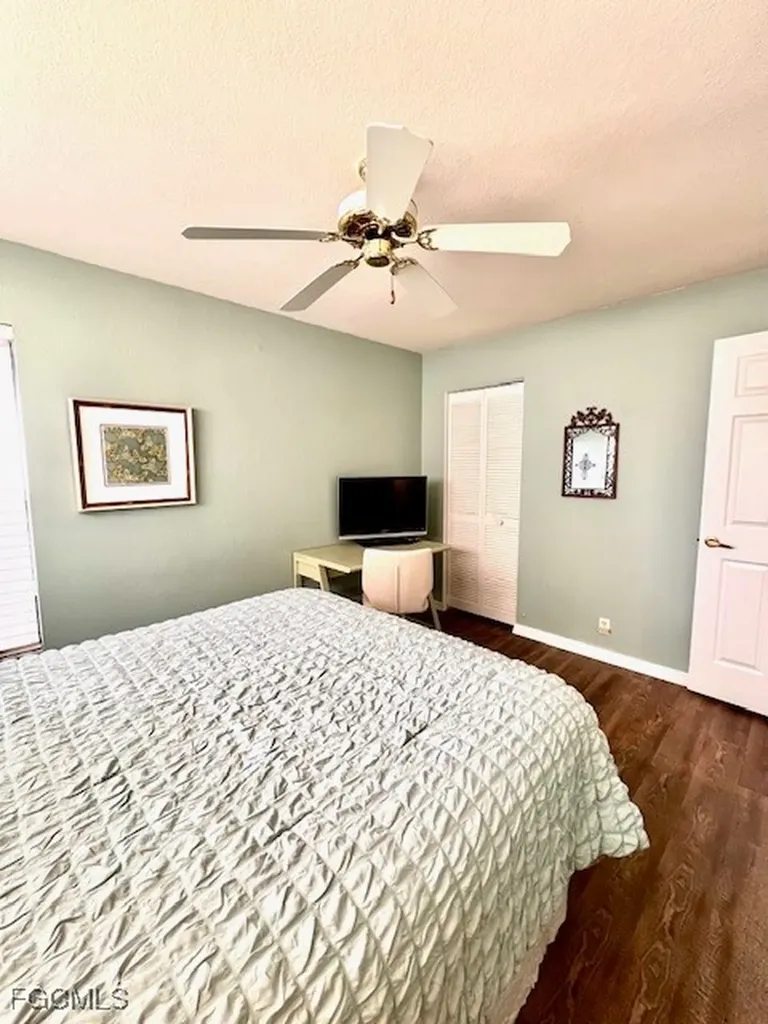 5905 Trailwinds Drive Fort Myers FL 33907