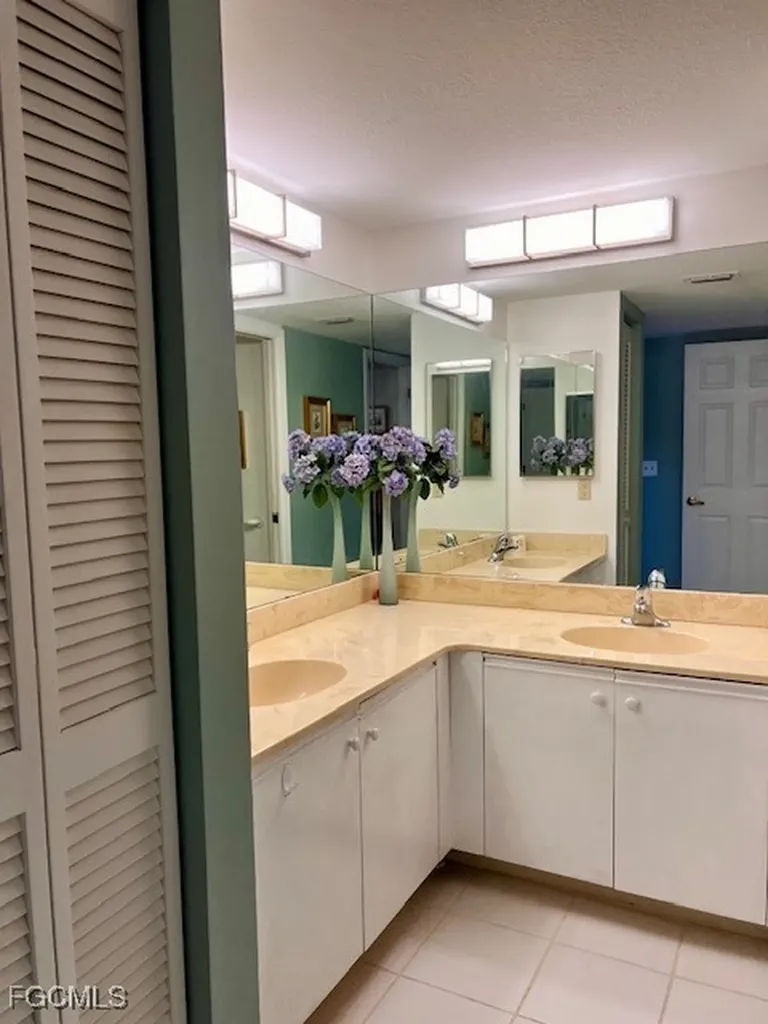 5905 Trailwinds Drive Fort Myers FL 33907