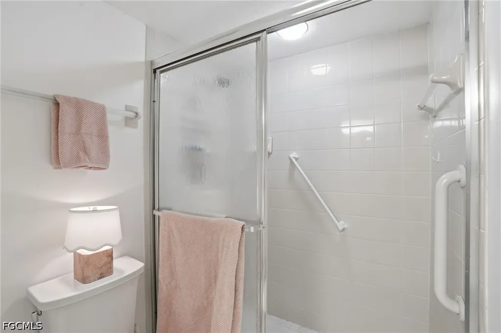 5905 Trailwinds Drive Fort Myers FL 33907