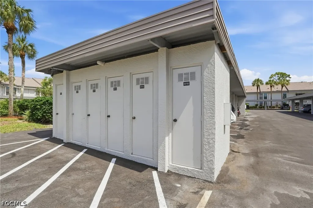 5905 Trailwinds Drive Fort Myers FL 33907
