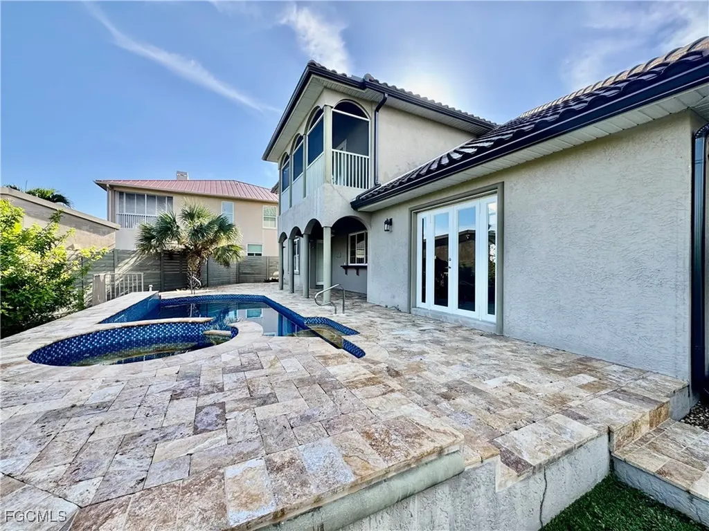 14370 Mcgregor Boulevard Fort Myers FL 33919