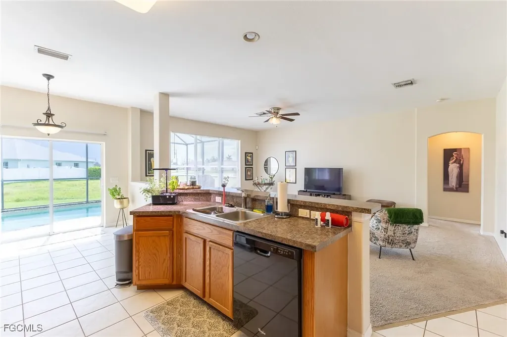 1815 NW 24th Avenue Cape Coral FL 33993