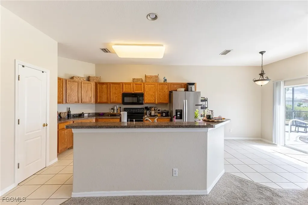 1815 NW 24th Avenue Cape Coral FL 33993